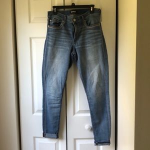 Women’s Express jeans